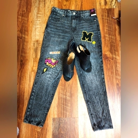 No Boundaries NWT 7 JR black jeans patches and 6.5 black heels - Picture 1 of 15